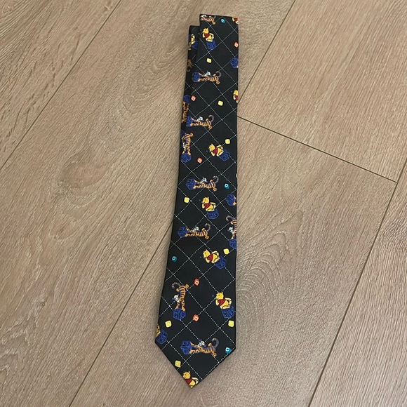 Disney Winnie The Pooh & Tigger Polyester Black Necktie Tie - Picture 1 of 3
